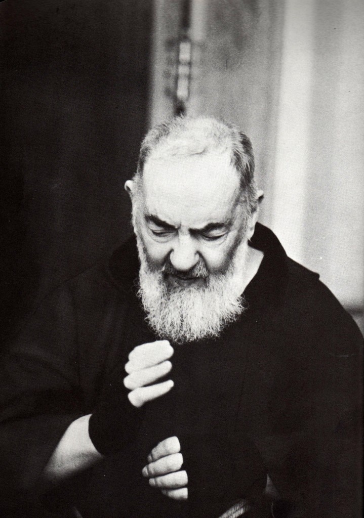 padre pio volto 6 001