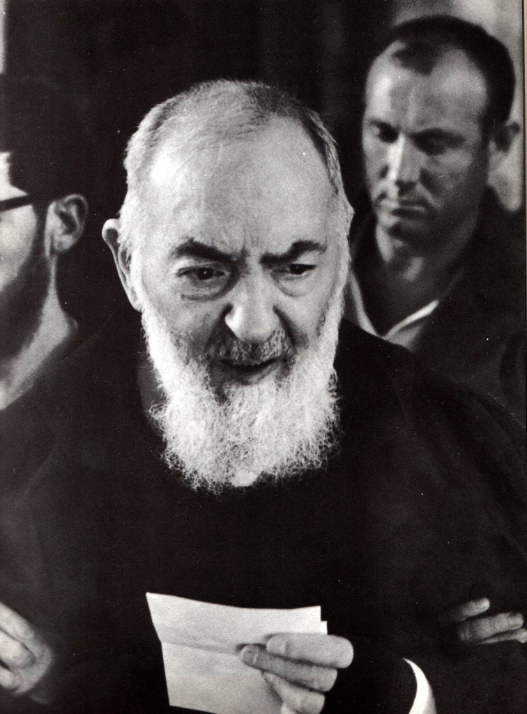 padre pio volto 9 001